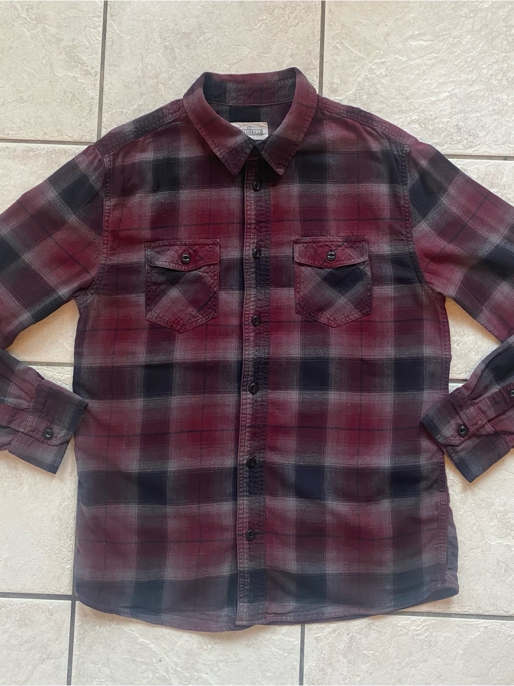 Distillery Apparel Men M Flannel Shirt Burgundy Plaid Long Sleeve Button Up Work